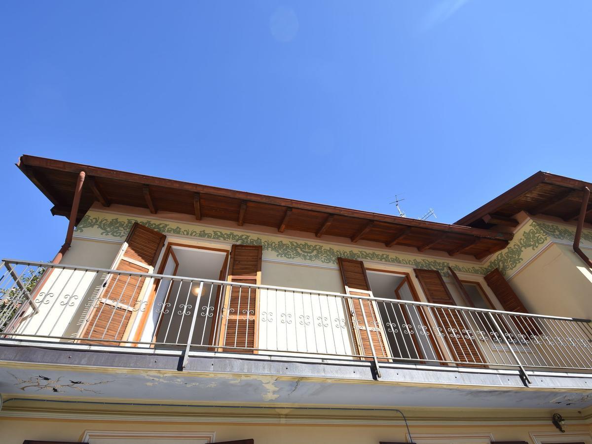 Belvilla By Oyo Cannero Casa Iva Канеро Ривиера Екстериор снимка